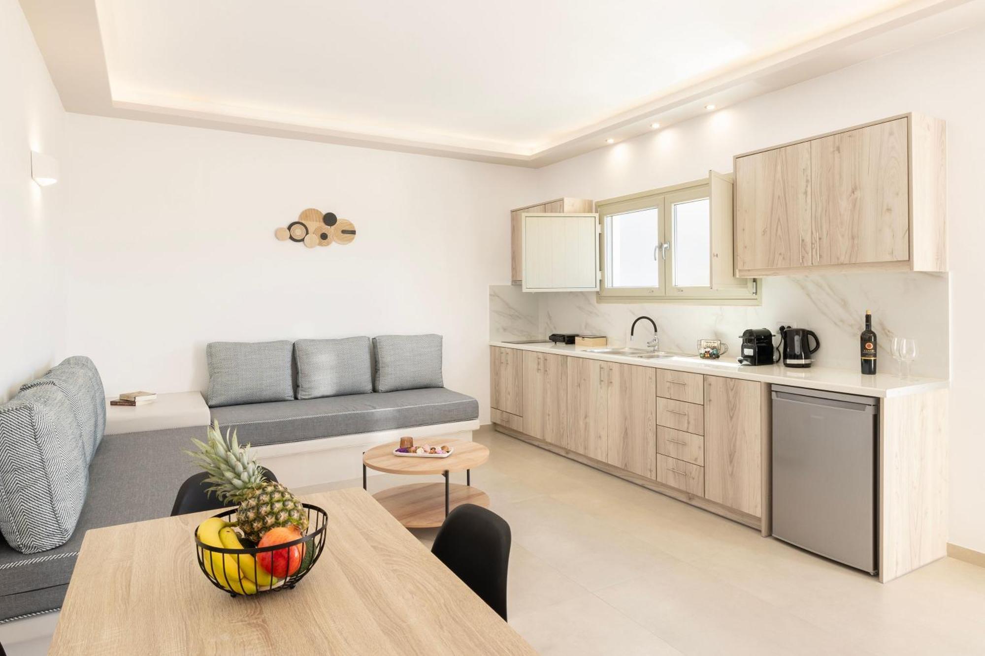 Windmillside Luxury Villas Emporio  Exterior photo