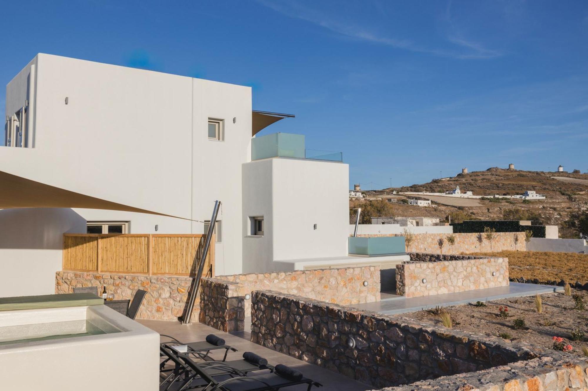 Windmillside Luxury Villas Emporio  Exterior photo