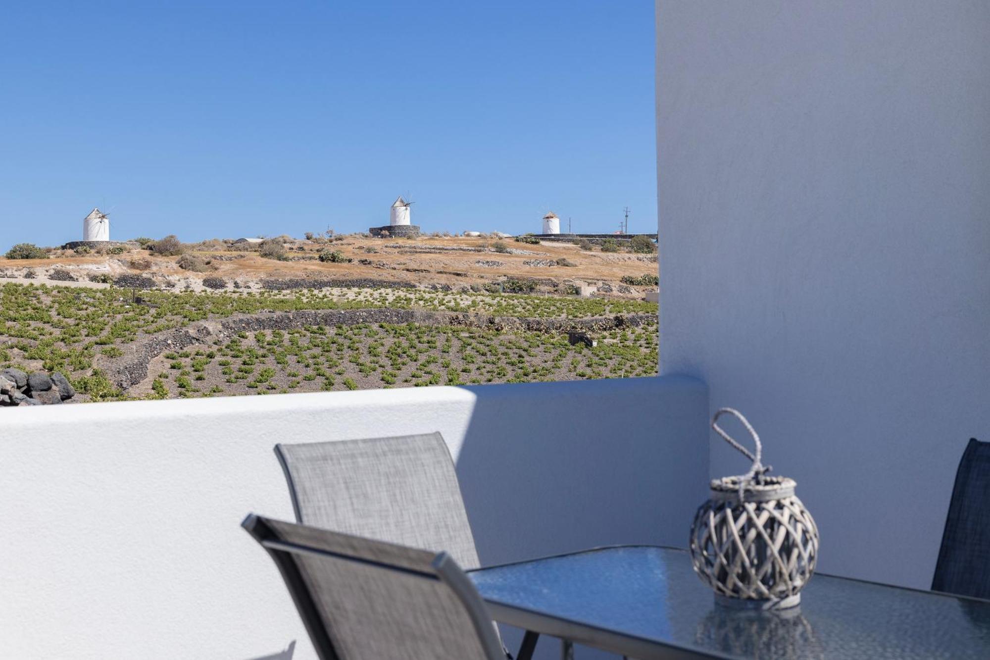 Windmillside Luxury Villas Emporio  Exterior photo