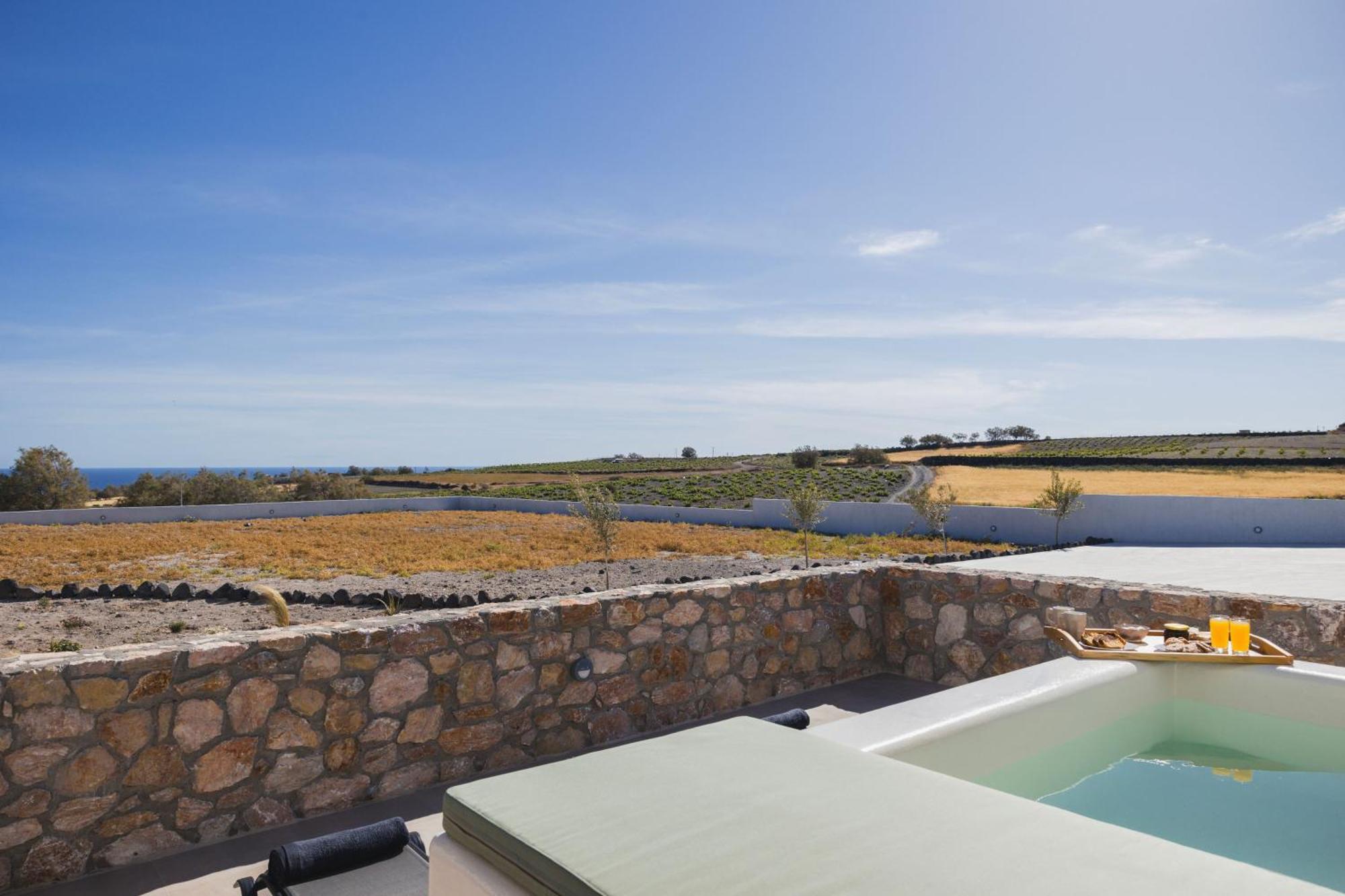 Windmillside Luxury Villas Emporio  Exterior photo